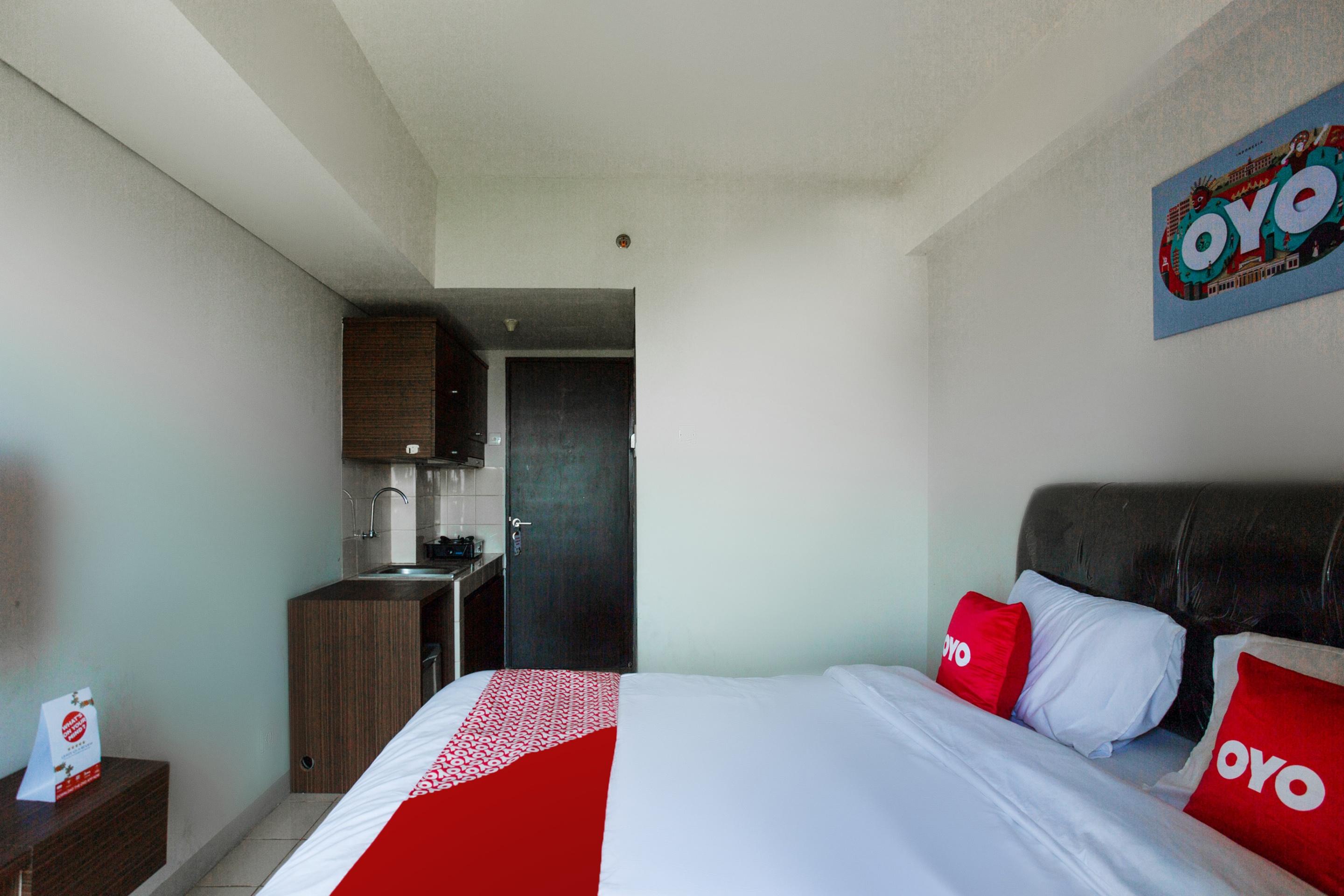 Oyo 2582 Apartemen Serpong Green View Tangerang Exteriör bild